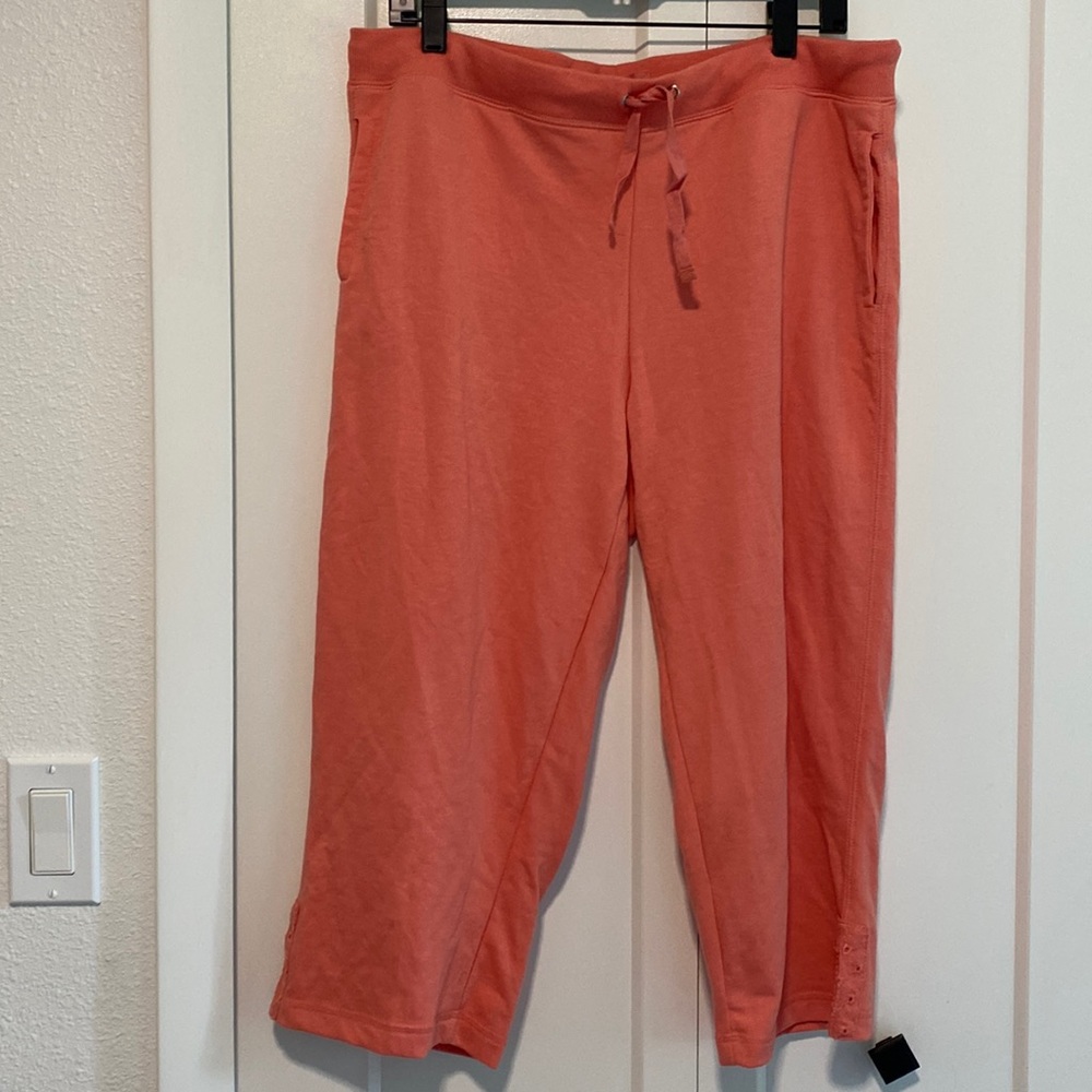 Three Hearts Knit Capris |Size Large